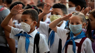 cuba cierra todos sus escuelas hasta el el 20 de abril