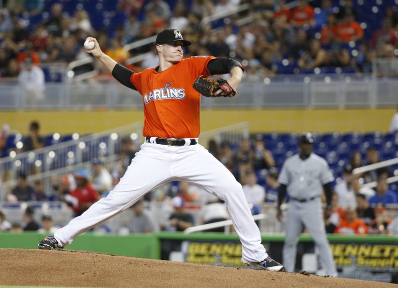 DEP-BEI_MEDIAS_BLANCAS-MARLINS-0.jpg