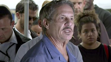 comisionado que ayudo tras derrumbe de surfside tiene covid