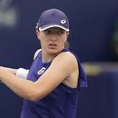 Swiatek derrota a Gauff y va a semis en San Diego