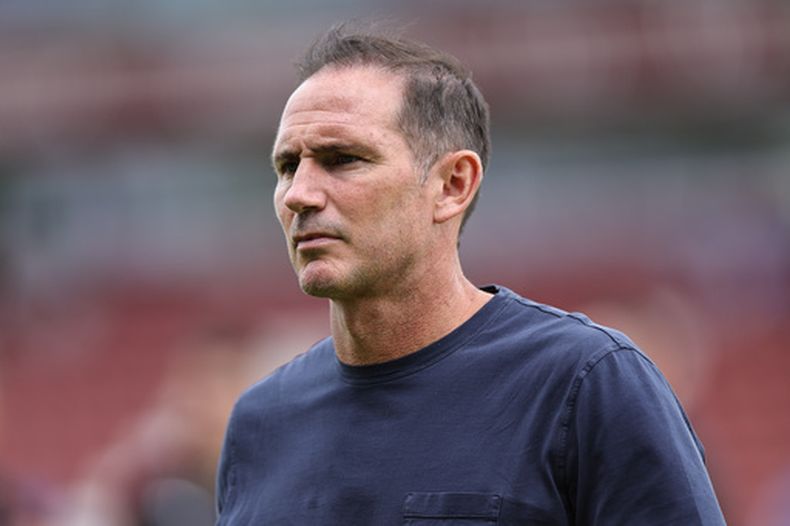 ARCHIVO - El director técnico del Coventry City, Frank Lampard, el 18 de julio de 2026. (James Holyoak/PA vía AP, archivo)