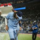 Grand slam de Bichette da triunfo a Azulejos sobre Boston