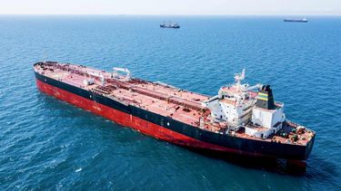 rusia comienza a enviar petroleo a china por la ruta maritima del norte