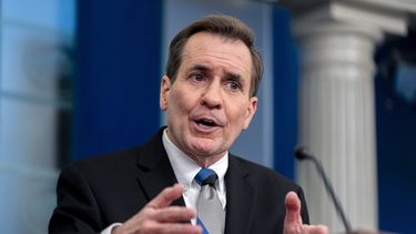 El asesor de comunicaciones de Seguridad Nacional de la Casa Blanca, John Kirby, habla en una conferencia de prensa el jueves 15 de febrero de 2024, en la Casa Blanca, en Washington. (AP Foto/Andrew Harnik)