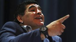 diego maradona: "me robaron 20 millones de dolares"