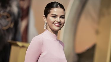 selena gomez respondio a quienes hacen bromas pesadas