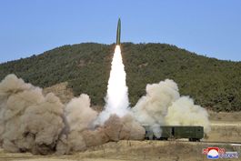 norcorea anuncia que probo misiles balisticos desde un tren