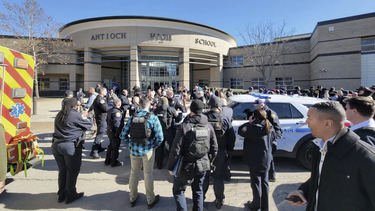 tiroteo en escuela secundaria de nashville deja una estudiante muerta y al agresor fallecido