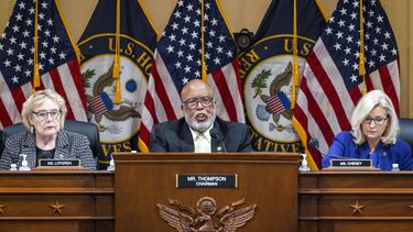 Comité del 6 de Enero recomienda acusar a Trump e imponer cargos penales  por su papel en los disturbios del Capitolio