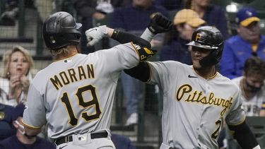 Moran brilla en triunfo de Piratas 6-5 sobre Cerveceros