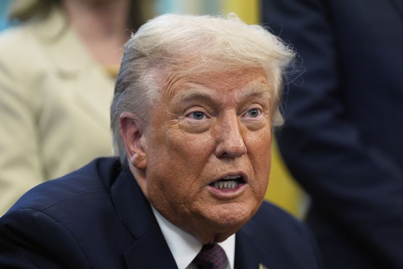 El presidente estadounidense Donald Trump en la Oficina Oval en la Casa Blanca en Washington el 15 de septiembre del 2025. (AP foto/Alex Brandon)