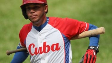 se fuga en eeuu el pelotero cubano yadiel hernandez