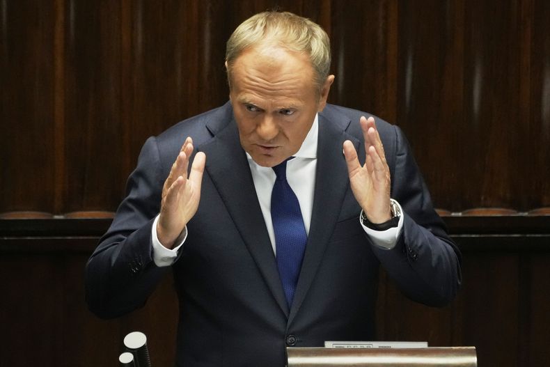 El primer ministro polaco Donald Tusk en el parlamento de su país en Varsovia el 11 de junio del 2025. (AP foto/Czarek Sokolowski)