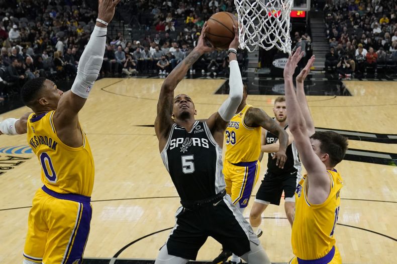 DEP-BAS LAKERS-CRISIS