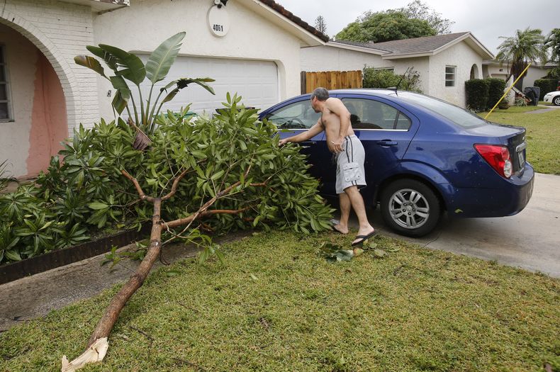 AMN-CLI_FLORIDA-TORNADO-0.jpg