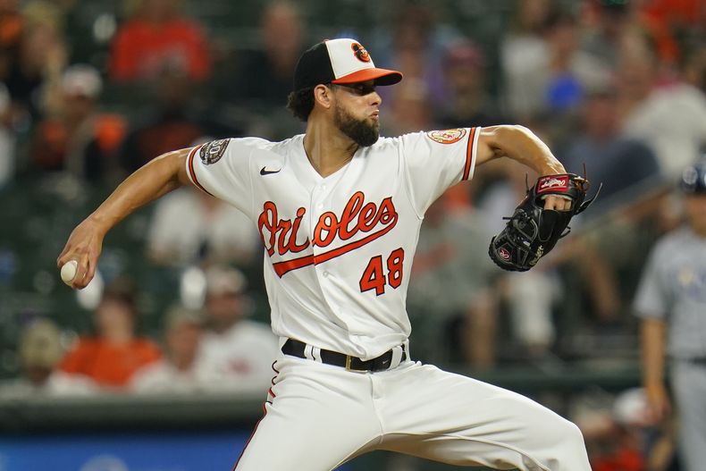 DEP-BEI ORIOLES-MELLIZOS LÓPEZ