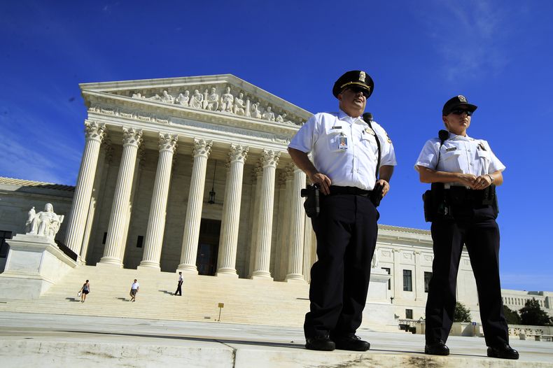 AMN-GEN_KAVANAUGH-PROTESTA-2.jpg