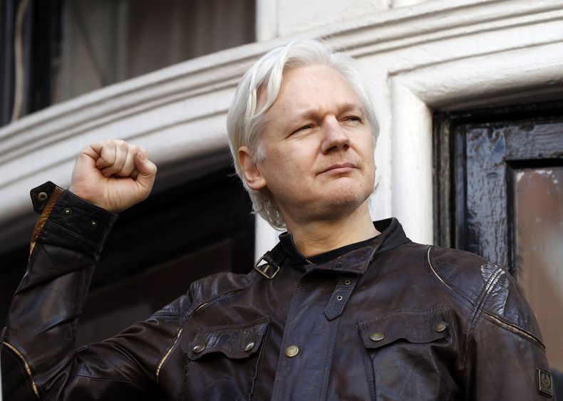 AMS-GEN_ECUADOR-ASSANGE-0.jpg
