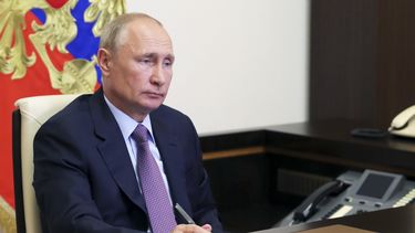 rusia contra pfizer, moderna y oxford