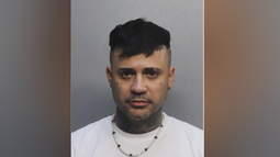 miami: tras las rejas nuevamente al reguetonero cubano yakarta por posesion ilegal de identidades