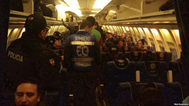 ecuador deporta a cubanos en cuestionable proceso legal