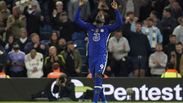 Reflectores apuntan a Lukaku previo a final ante Liverpool