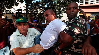 Las agresiones y actos de repudio son el pan nuestro de cada día para la oposición cubana. (foto de archivo)