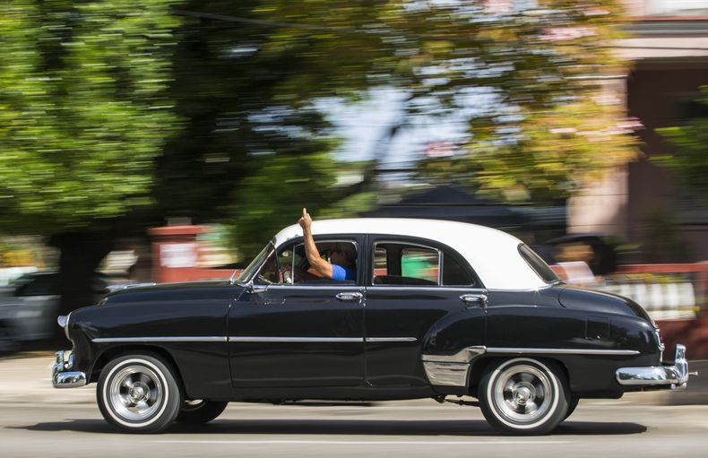 CAR-ECO_CUBA-NEGOCIOS-0.jpg