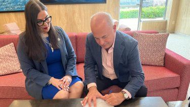 daco y asociacion comercial firman acuerdo para ventas de black friday y navidad