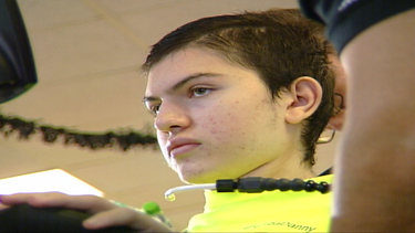 joven colombiano llega a miami para continuar su proceso de rehabilitacion