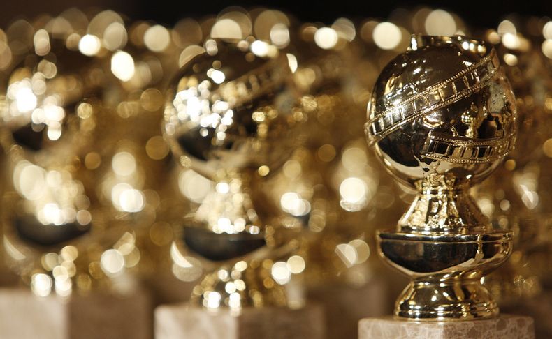 ARCHIVO - Estatuillas de los Globos de Oro en una conferencia de prensa en el Beverly Hilton Hotel en Beverly Hills, California en una fotografía del 6 de enero de 2009. (Foto AP/Matt Sayles, archivo)