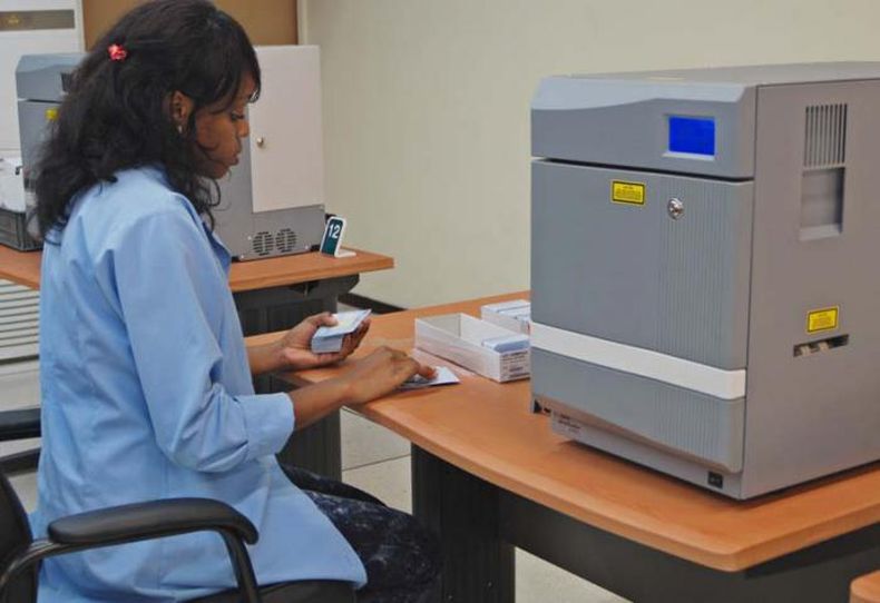 El proceso de cambio inició este miércoles en la Oficina del Carné de Identidad de Alamar, en La Habana del Este