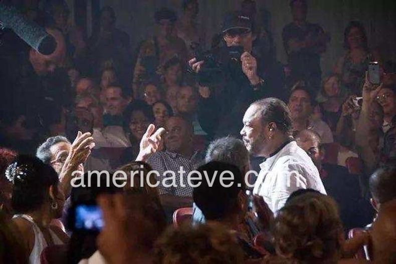 Fotos exclusivas que obtuvo América Tevé de la presentación ante 5,000 personas