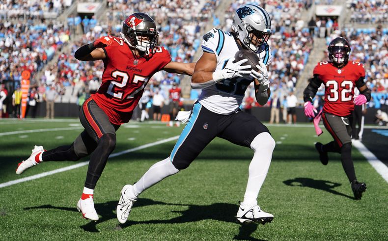 DEP-NFL BUCCANEERS-PANTHERS