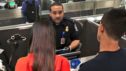 pareja cubana de miami  enfrenta riesgo de perder la residencia por frecuentes viajes a cuba