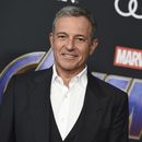 ARCHIVO - El CEO de Disney, Bob Iger, llega al estreno de la cinta Avengers: Endgame en el Centro de Convenciones de Los Ángeles, el lunes 22 de abril de 2019. (Foto de Jordan Strauss/Invision/AP, archivo)