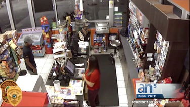 ladron de una gasolinera en el nw queda captado en camara