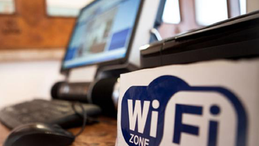 internet en cuba: mas promesas que avances