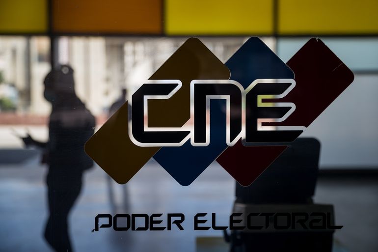 CNE declara improcedente solicitud de referendo revocatorio