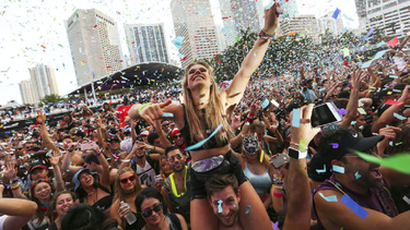 los comisionados de miami votan a favor de trasladar el ultra music festival a virginia key