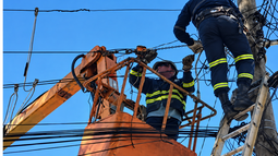 tragedia en cienfuegos: muere electrocutado un liniero y su companero queda en terapia intensiva