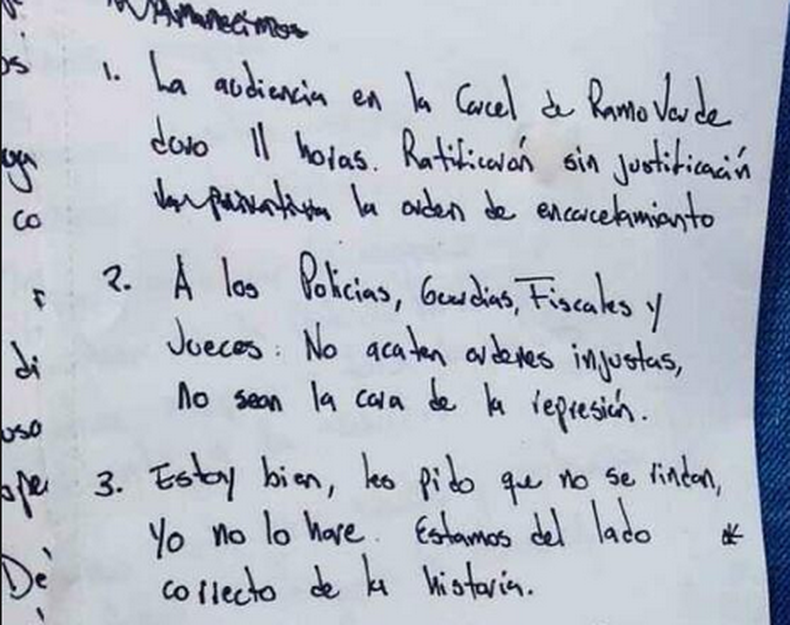 Fue a través de su esposa, Lilian Tintori, quien utiliza su cuenta de Twitter. "Estoy bien, les pido que no se rindan, yo no lo haré. Estamos del lado correcto de la historia", dijo. Voluntad Popular marchará este viernes
