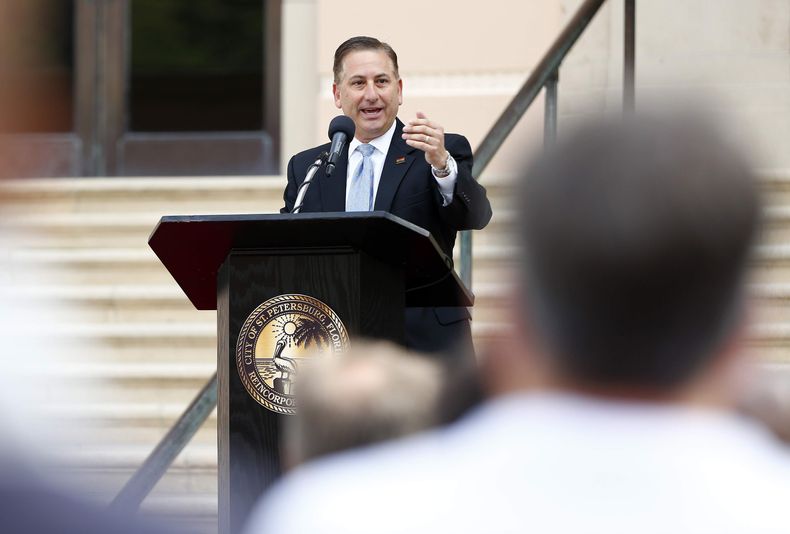 El alcalde de St. Petersburg (Florida), Rick Kreisman.