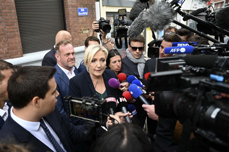 La derecha en Francia se congratula por resultado electoral