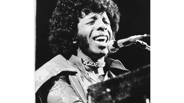 Sly Stone del grupo Sly and the Family Stone en un show en abril de 1972. (AP foto)