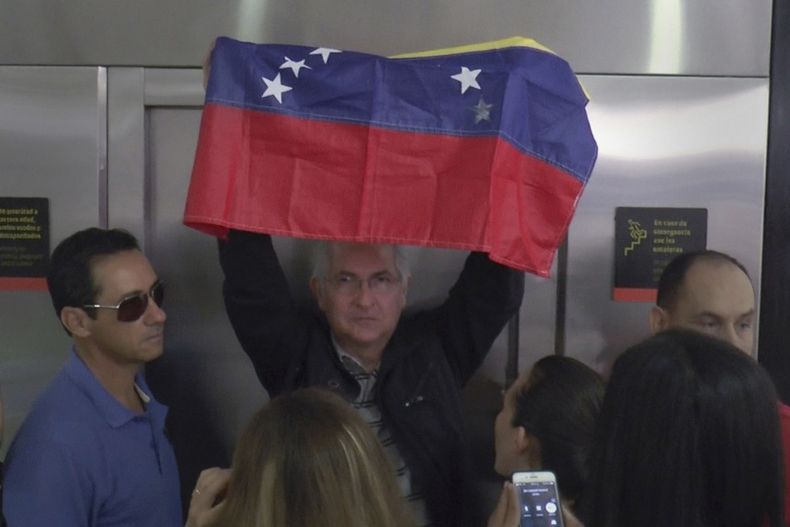 AMS-GEN_VENEZUELA-ALCALDE_FUGITIVO-0.jpg