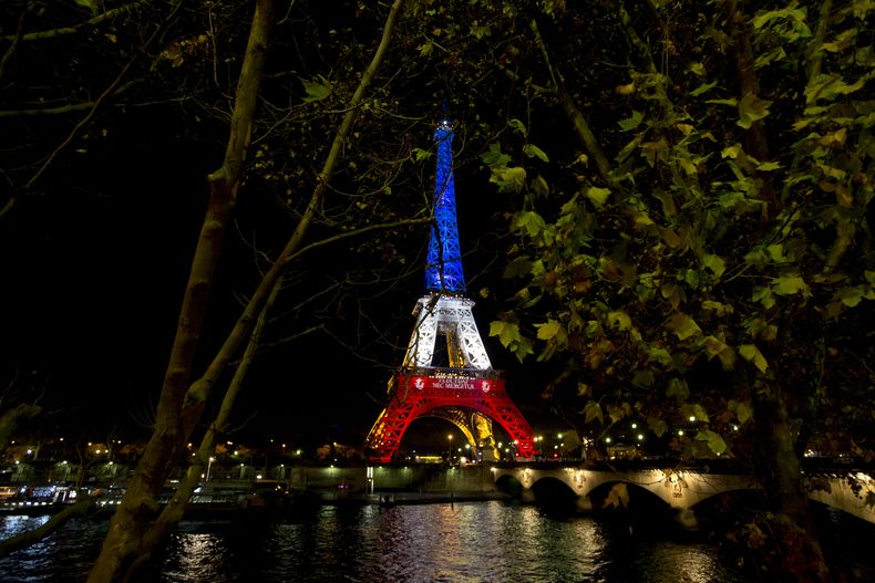EUR-GEN_FRANCIA-ATAQUES-1.jpg