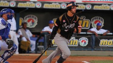 otro cubano se alzo con el jugador de la semana en venezuela