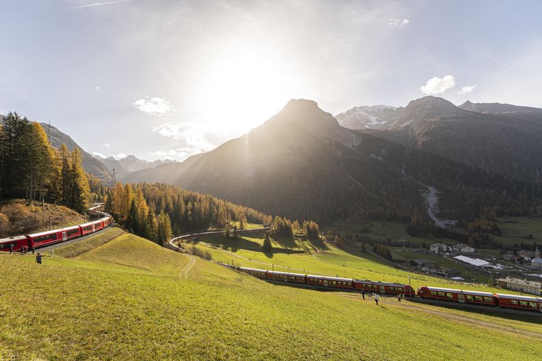 EUR-GEN SUIZA-TREN MÁS LARGO