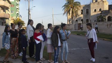 Embajada de EEUU en La Habana reanuda trámites de visas de inmigrante tras suspensión de casi tres semanas